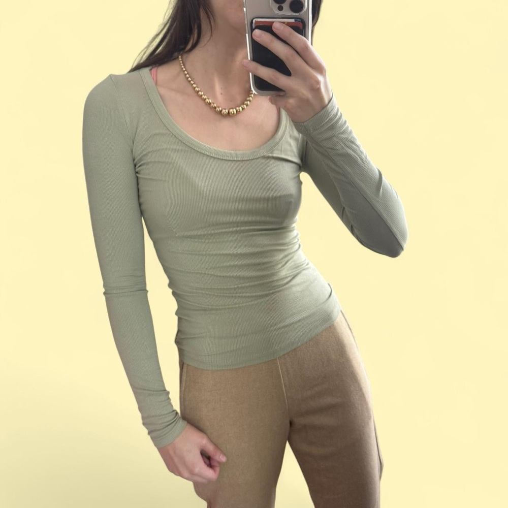 cotton on long sleeve scoop neck top